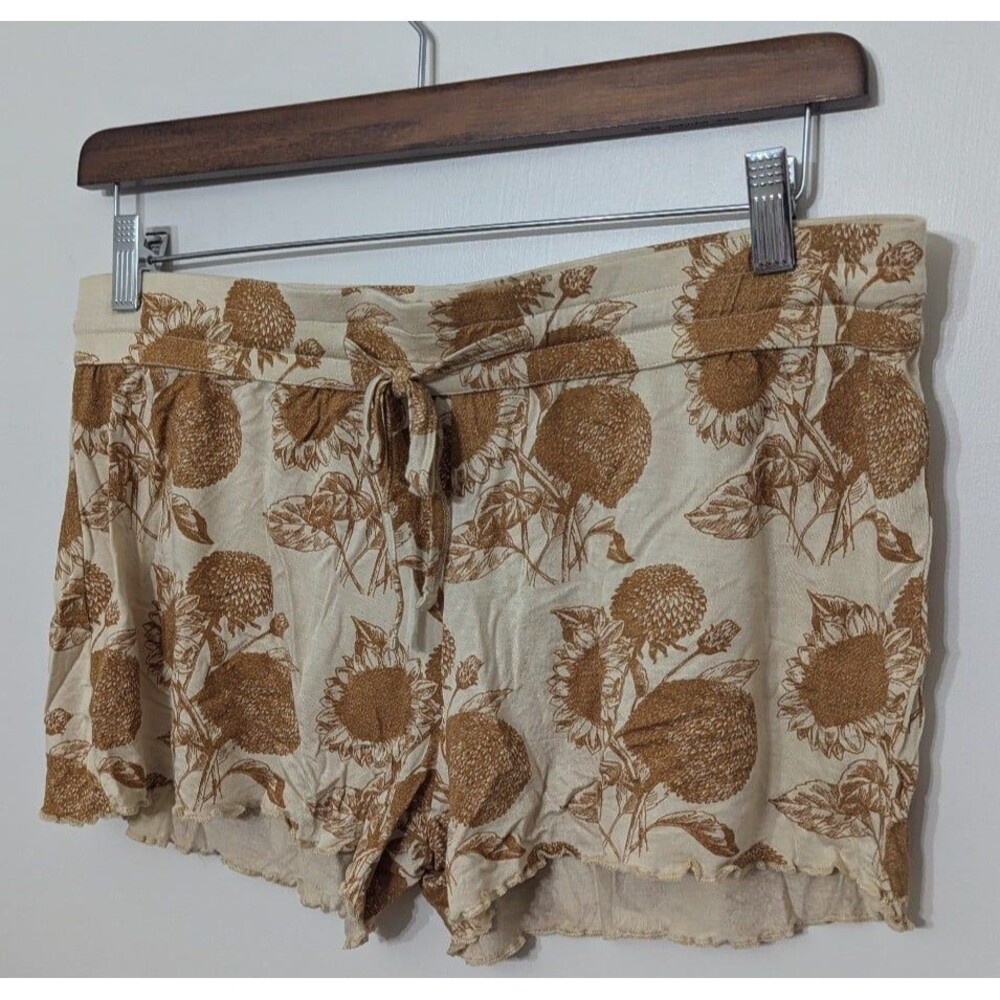 Kate Quinn Sunflower Mama Shorts size Large